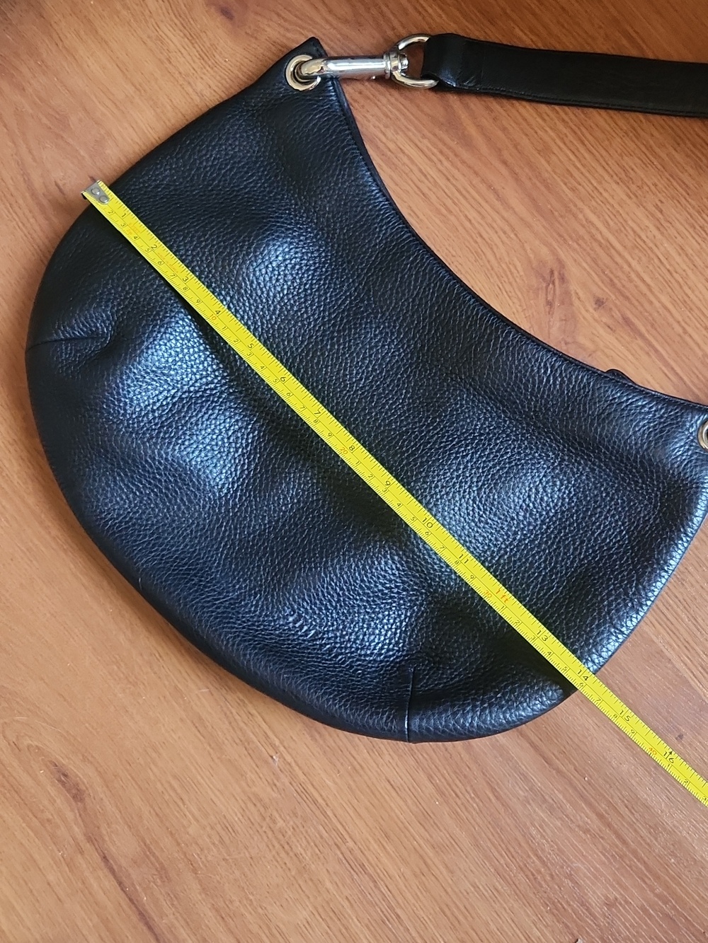 Wilsons Leather hobo bag - Picture 10 of 13